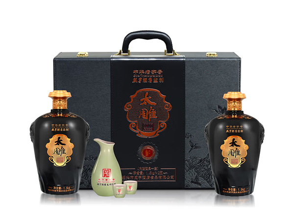北京咸亨酒店太雕黄酒回收太雕2007原酿礼盒1.5kg*2糯米酒半甜绍兴黄酒行情价格